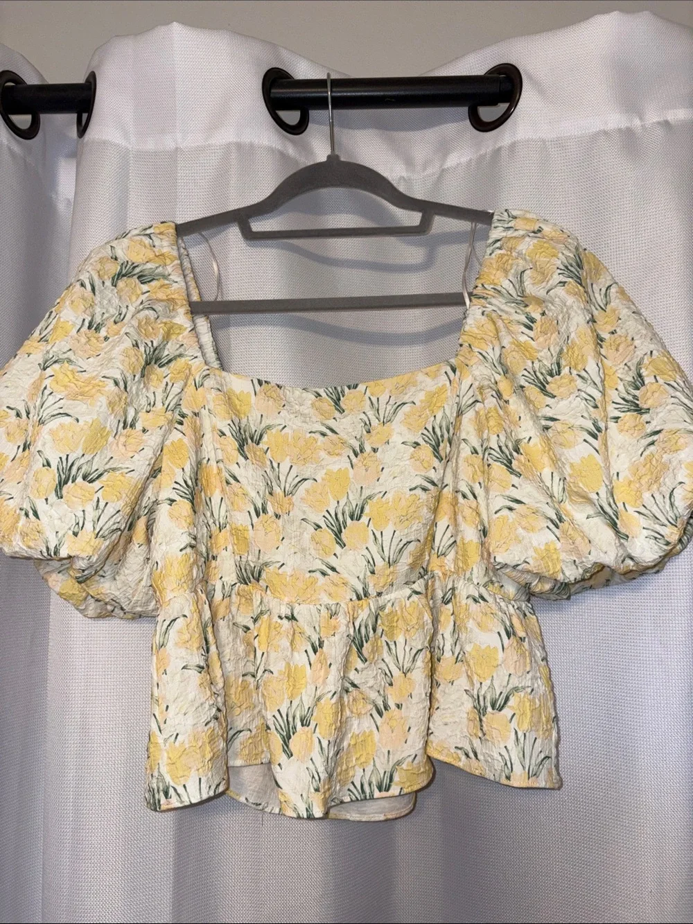 English Factory Puff Sleeve Peplum Floral Top